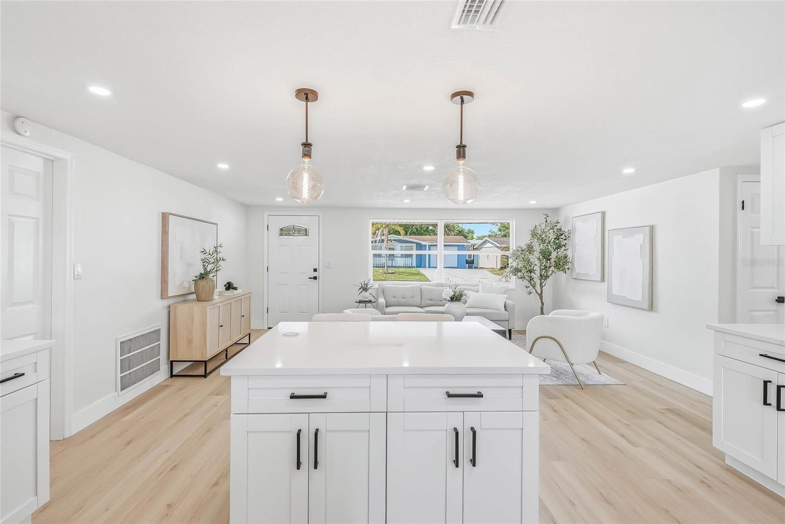 GULF HIGHLANDS - Residential