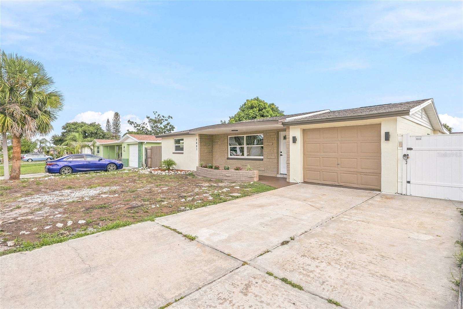 GULF HIGHLANDS - Residential