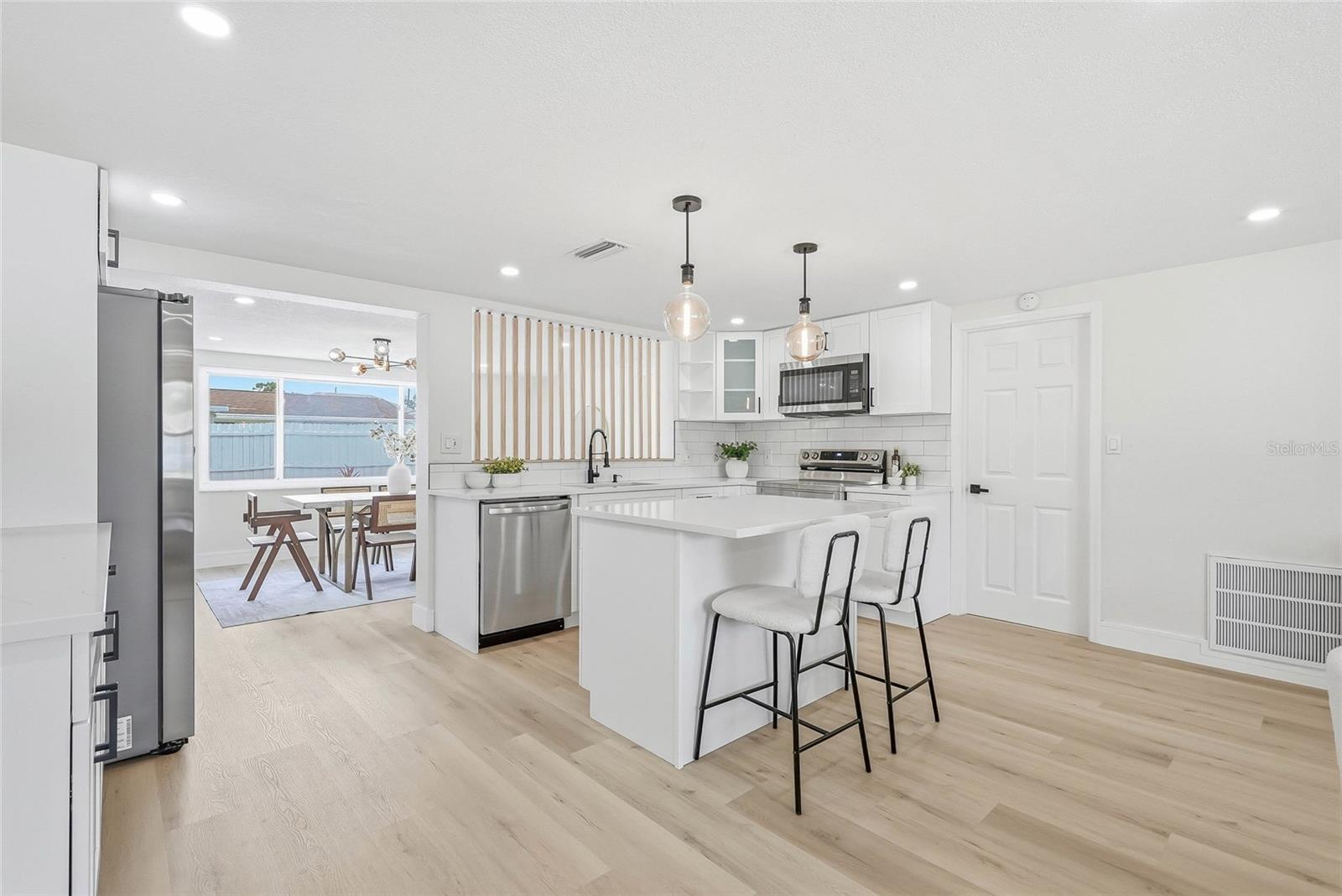 GULF HIGHLANDS - Residential