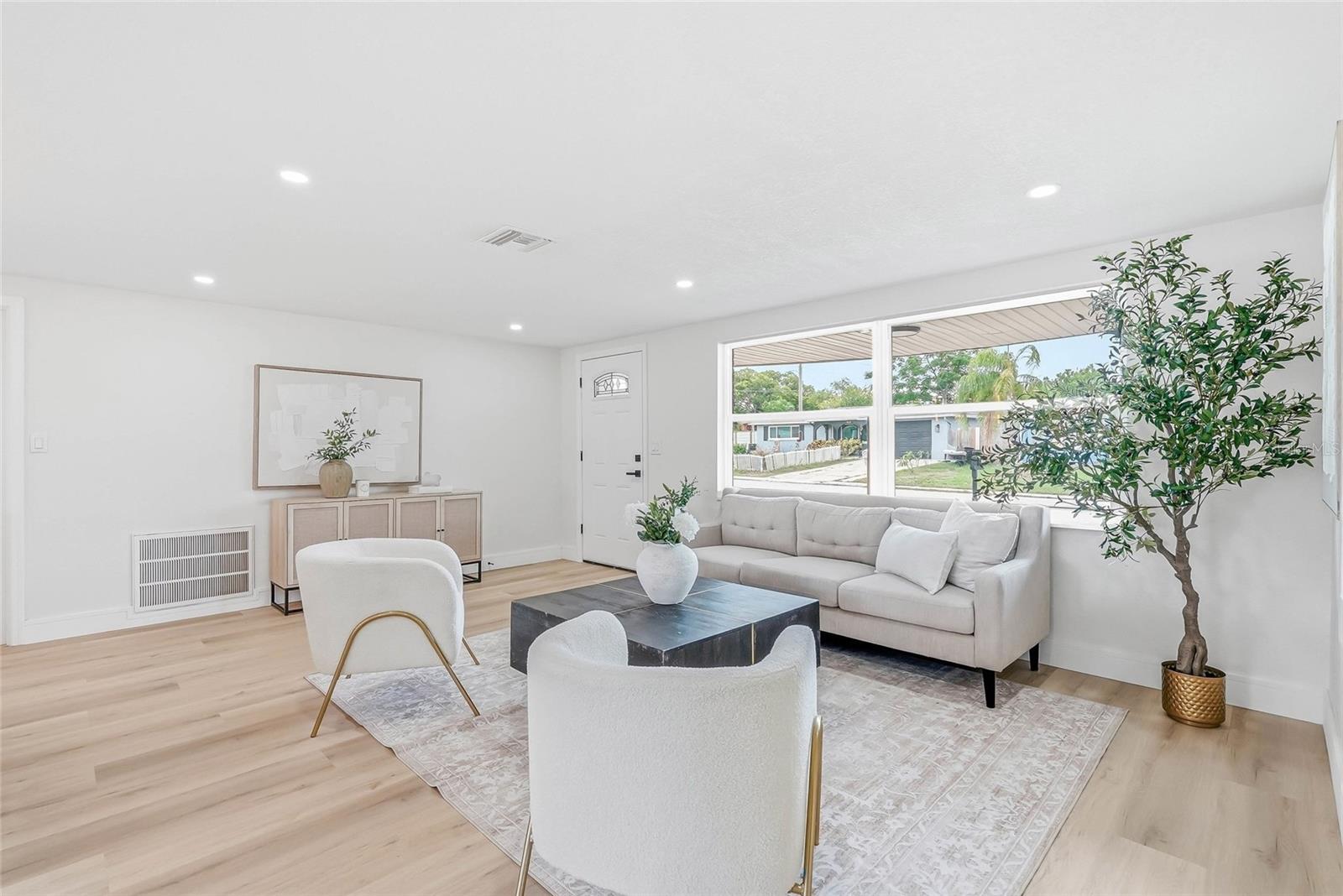 GULF HIGHLANDS - Residential