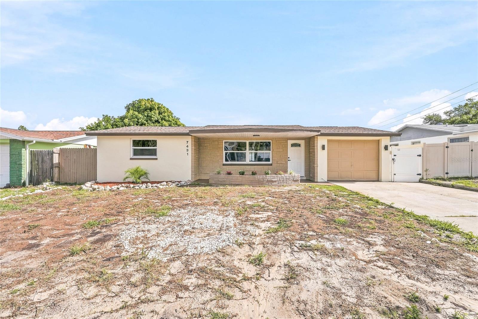 GULF HIGHLANDS - Residential