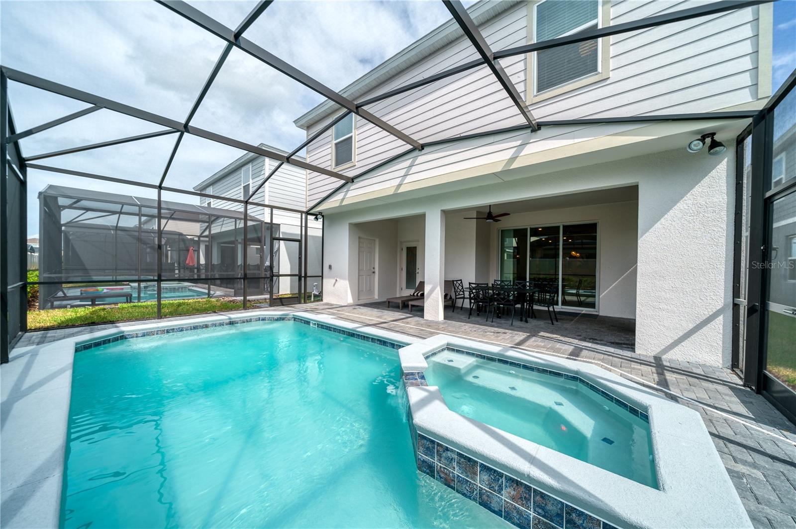 WINDSOR ISLAND RESIDENCE PH 2A - Residential