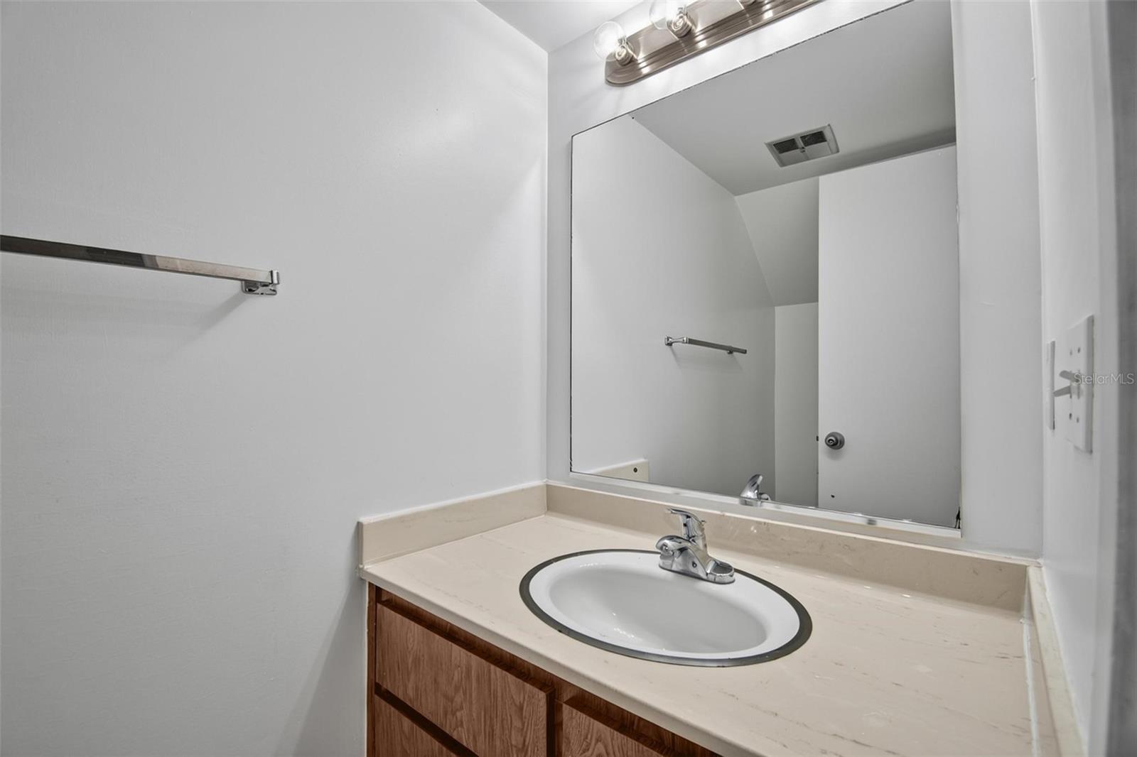 PALM CLUB CONDO - Residential