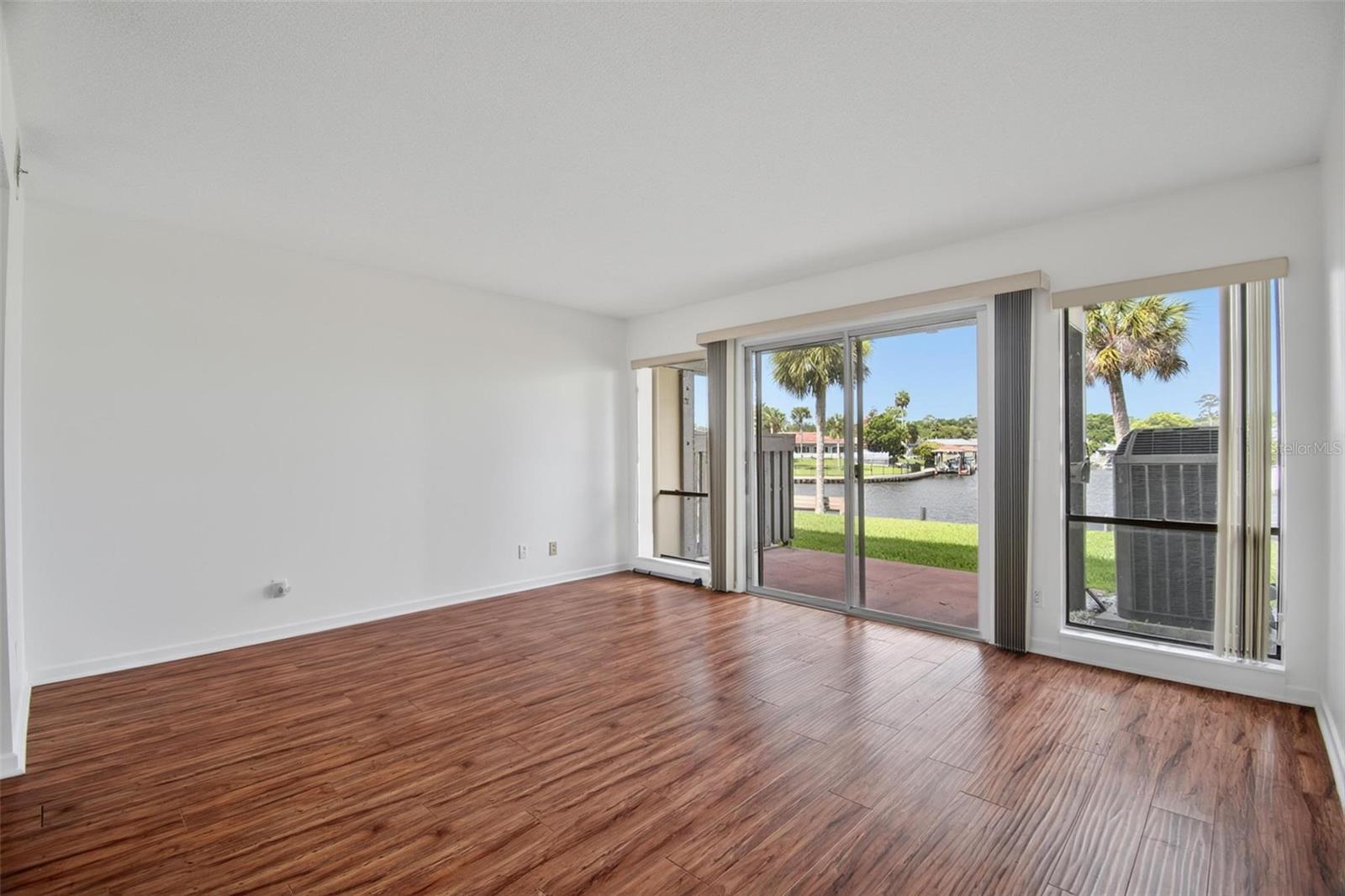 PALM CLUB CONDO - Residential