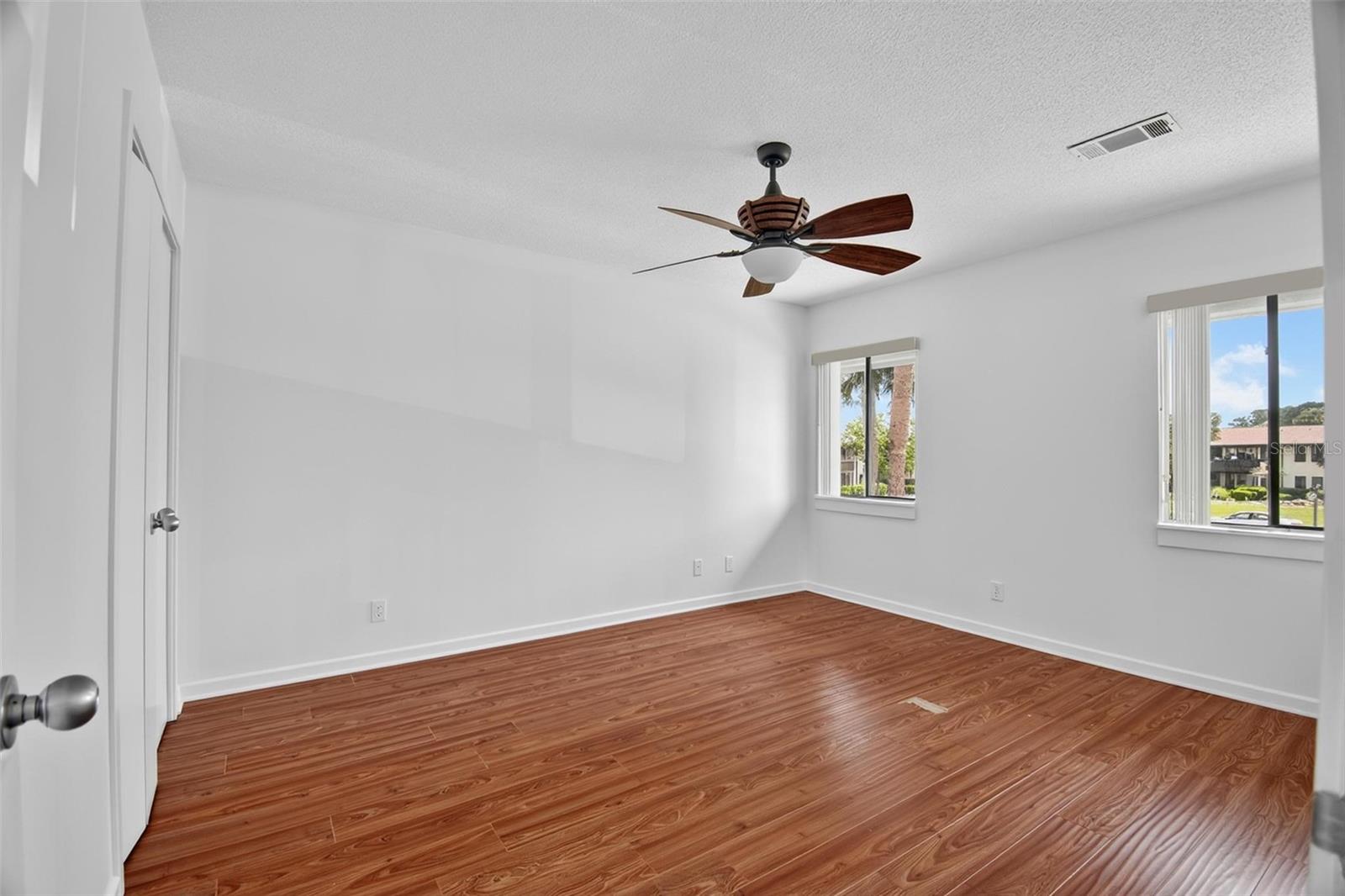 PALM CLUB CONDO - Residential