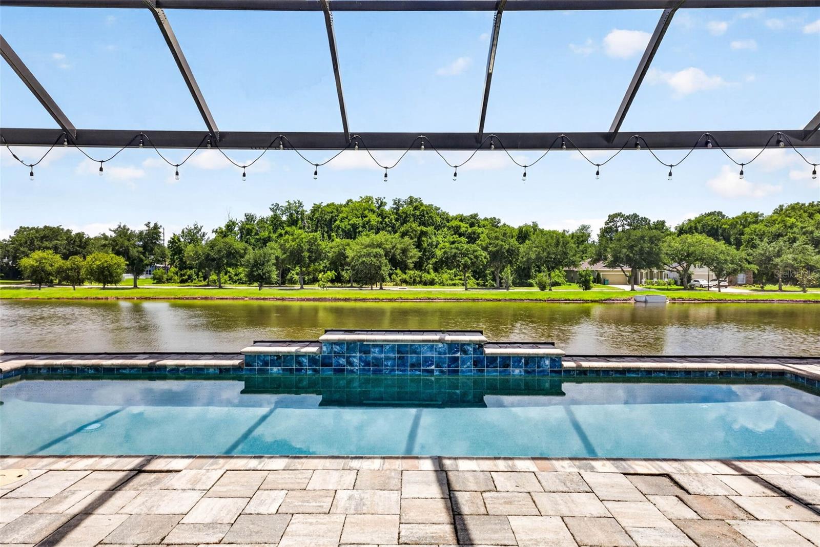 WATERGRASS - Residential