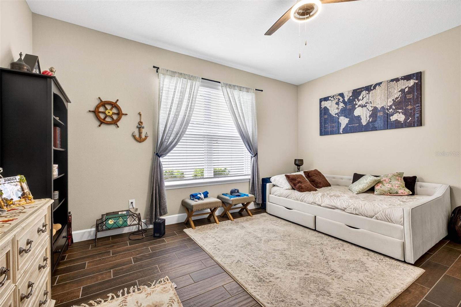 WATERGRASS - Residential