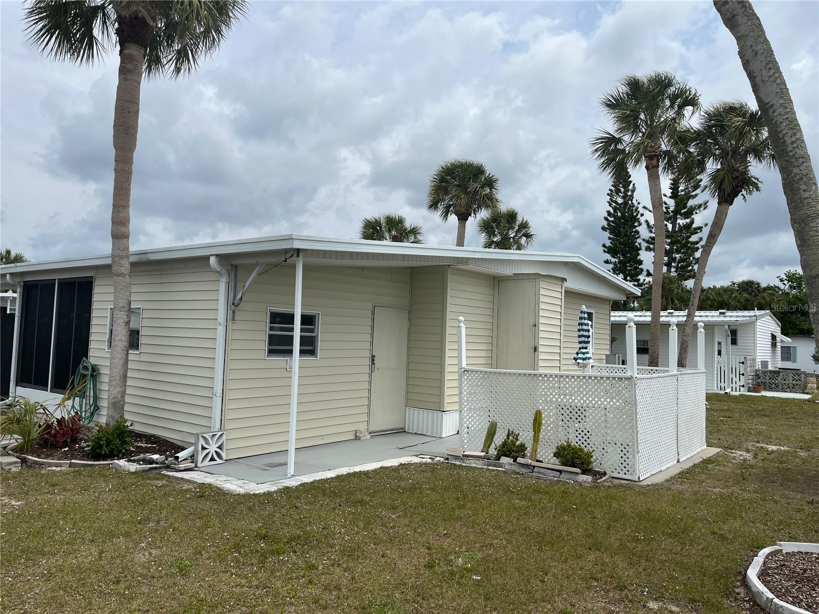 VENICE ISLE - Residential