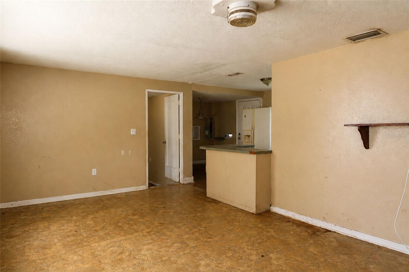 FOUNTAIN YOUTH COMMUNITY - Residential