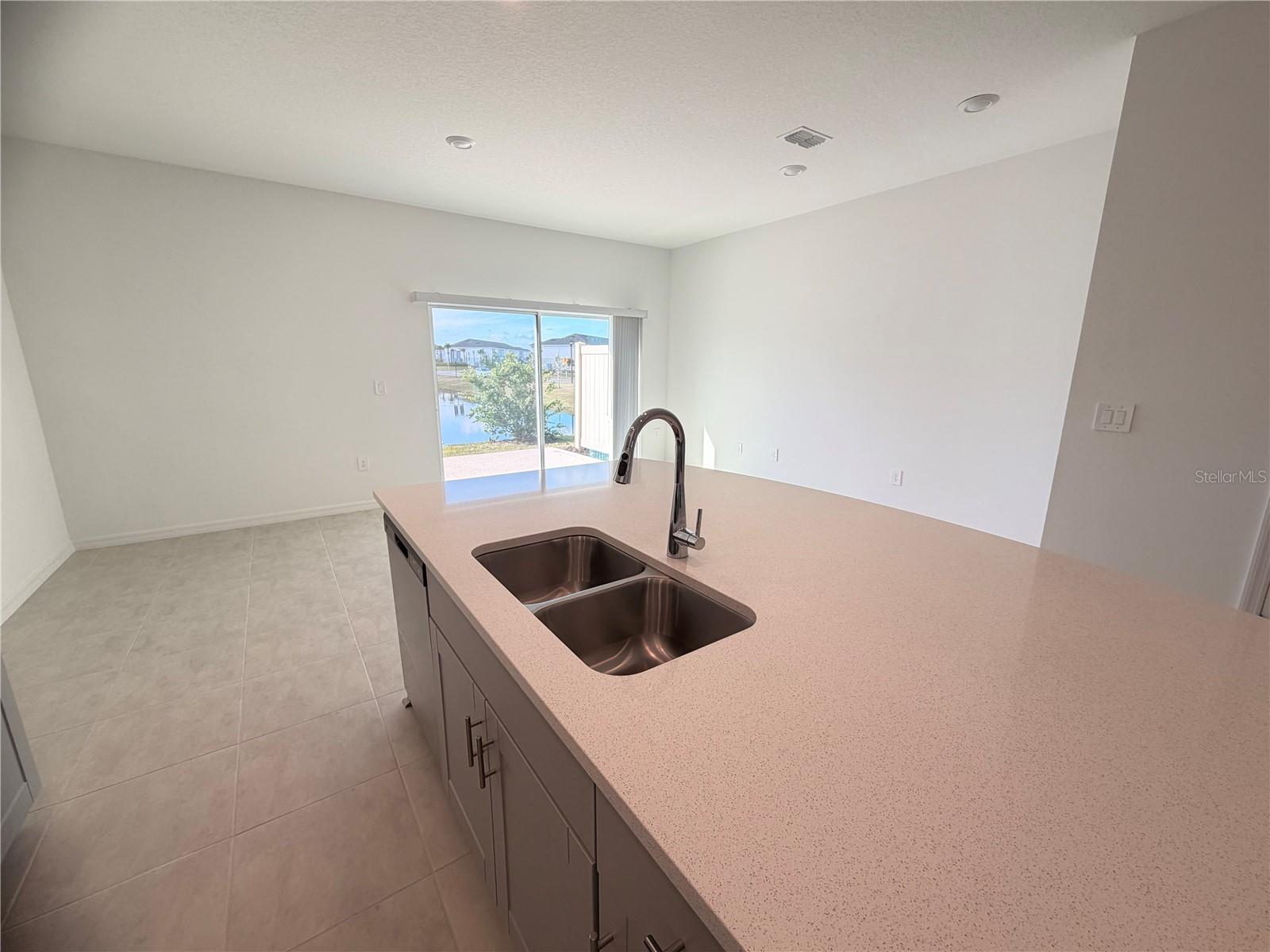 WESTVIEW POD A PH 1A - Residential Lease