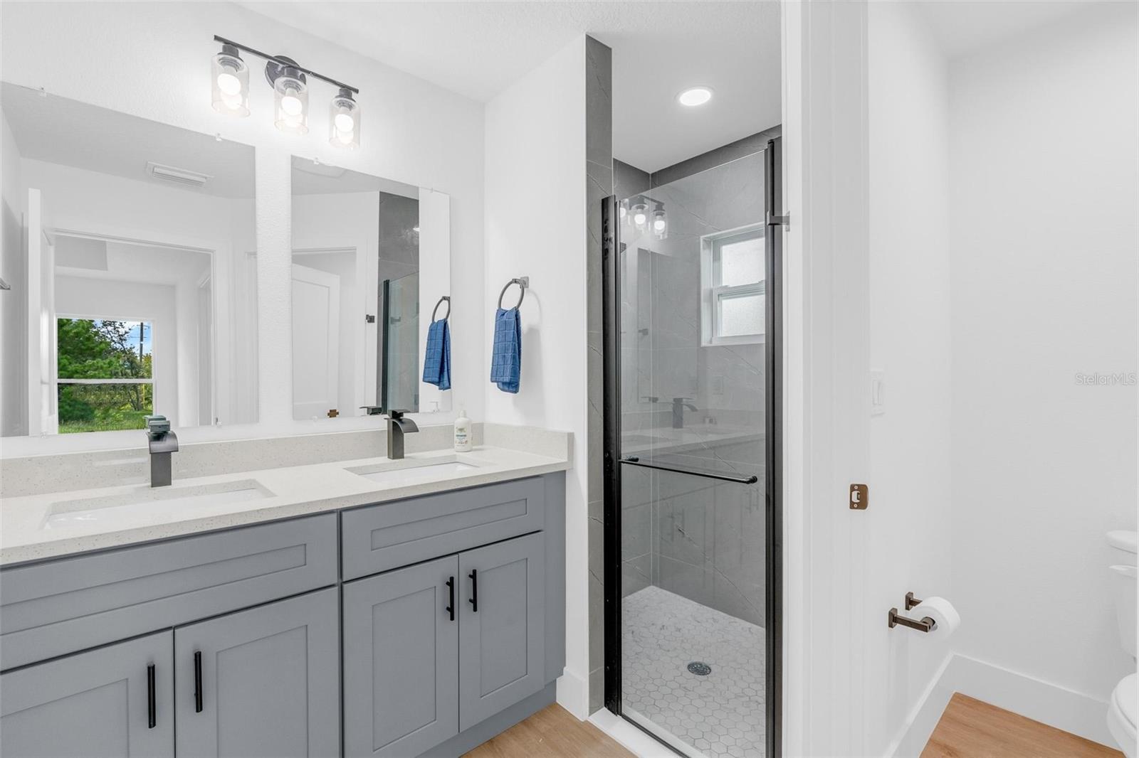 SILVER SPGS SHORES UN 31 - Residential