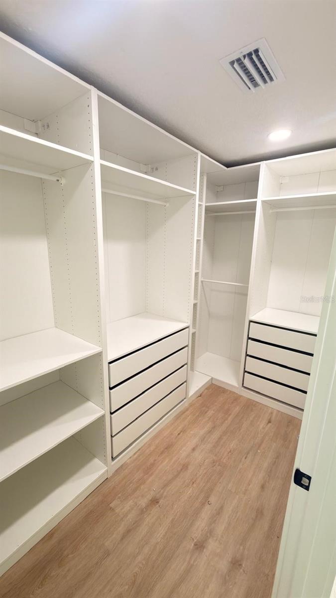 SILVER SPGS SHORES UN 31 - Residential