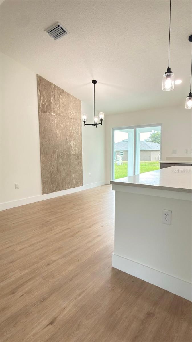 SILVER SPGS SHORES UN 31 - Residential