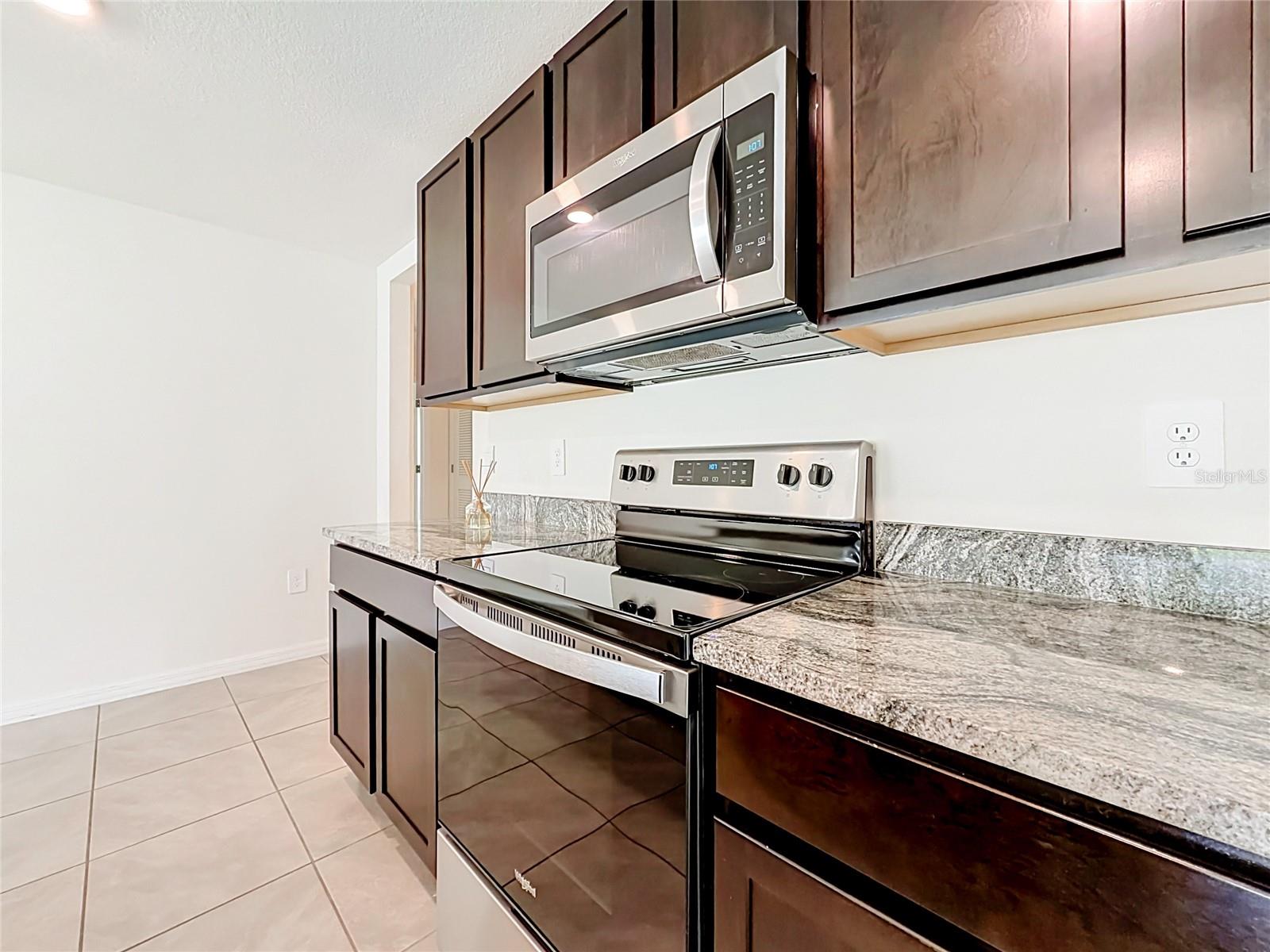 DEER PATH NORTH PH 2 - Residential Lease