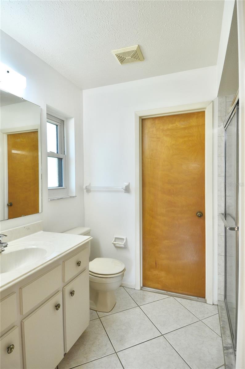 SOUTH VENICE - Residential
