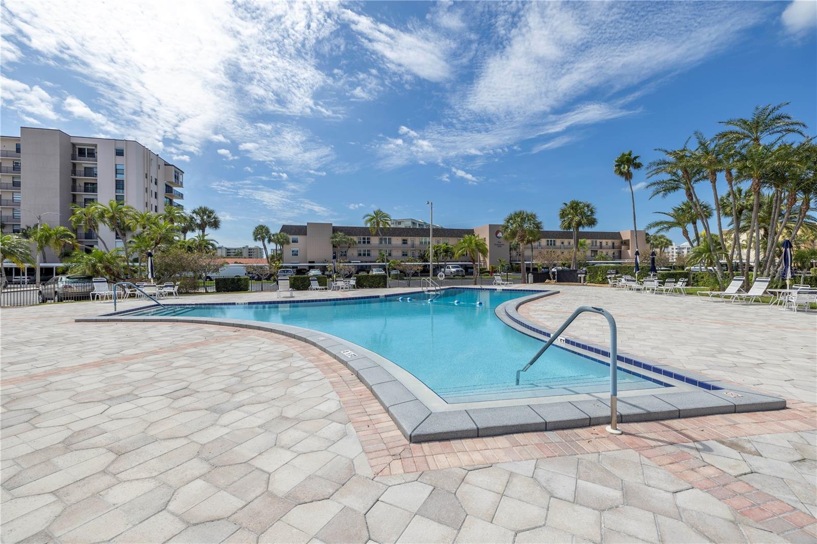 BAY ISLAND GROUP 7 - Residential