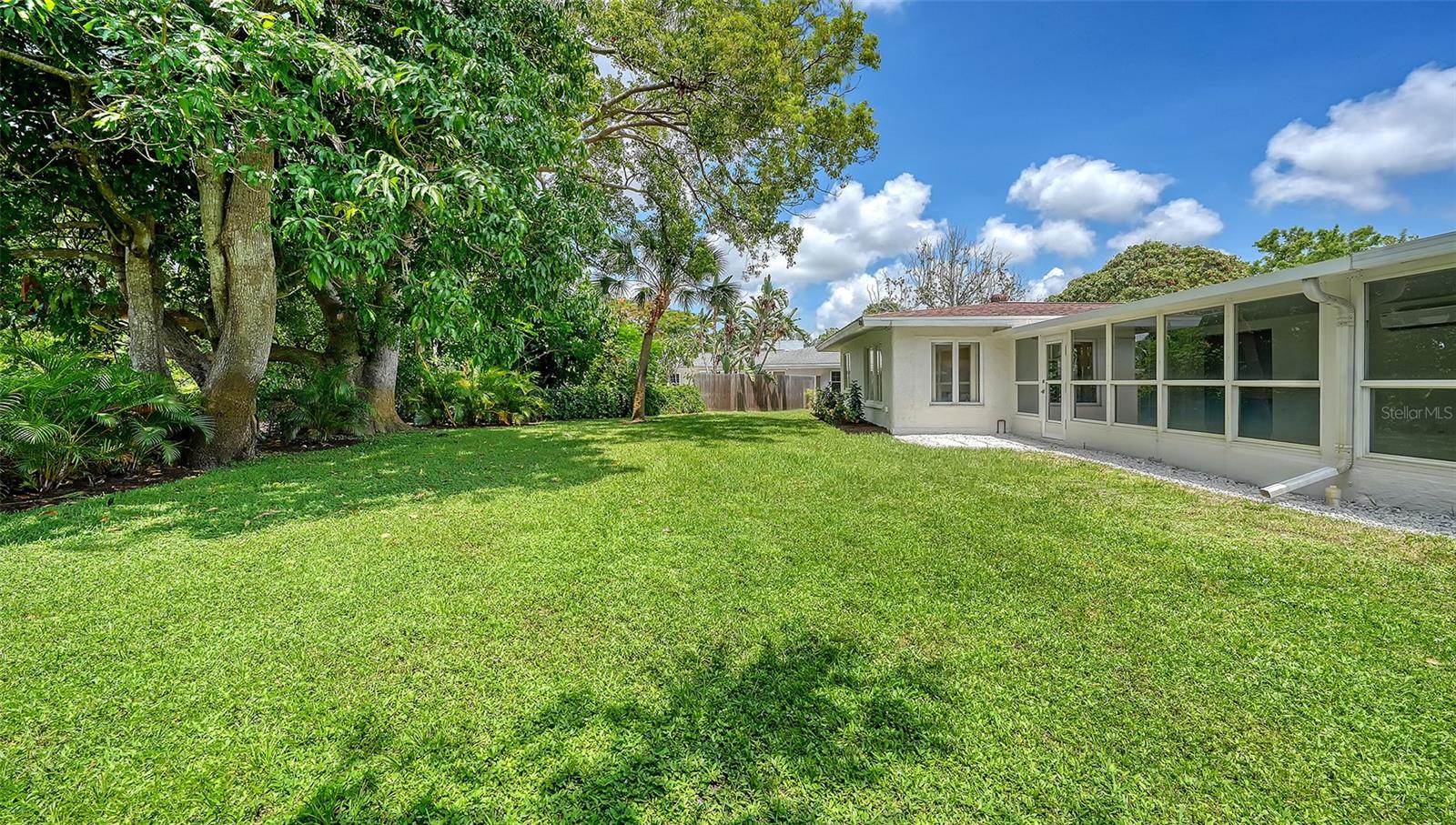 SOUTH GATE - Residential