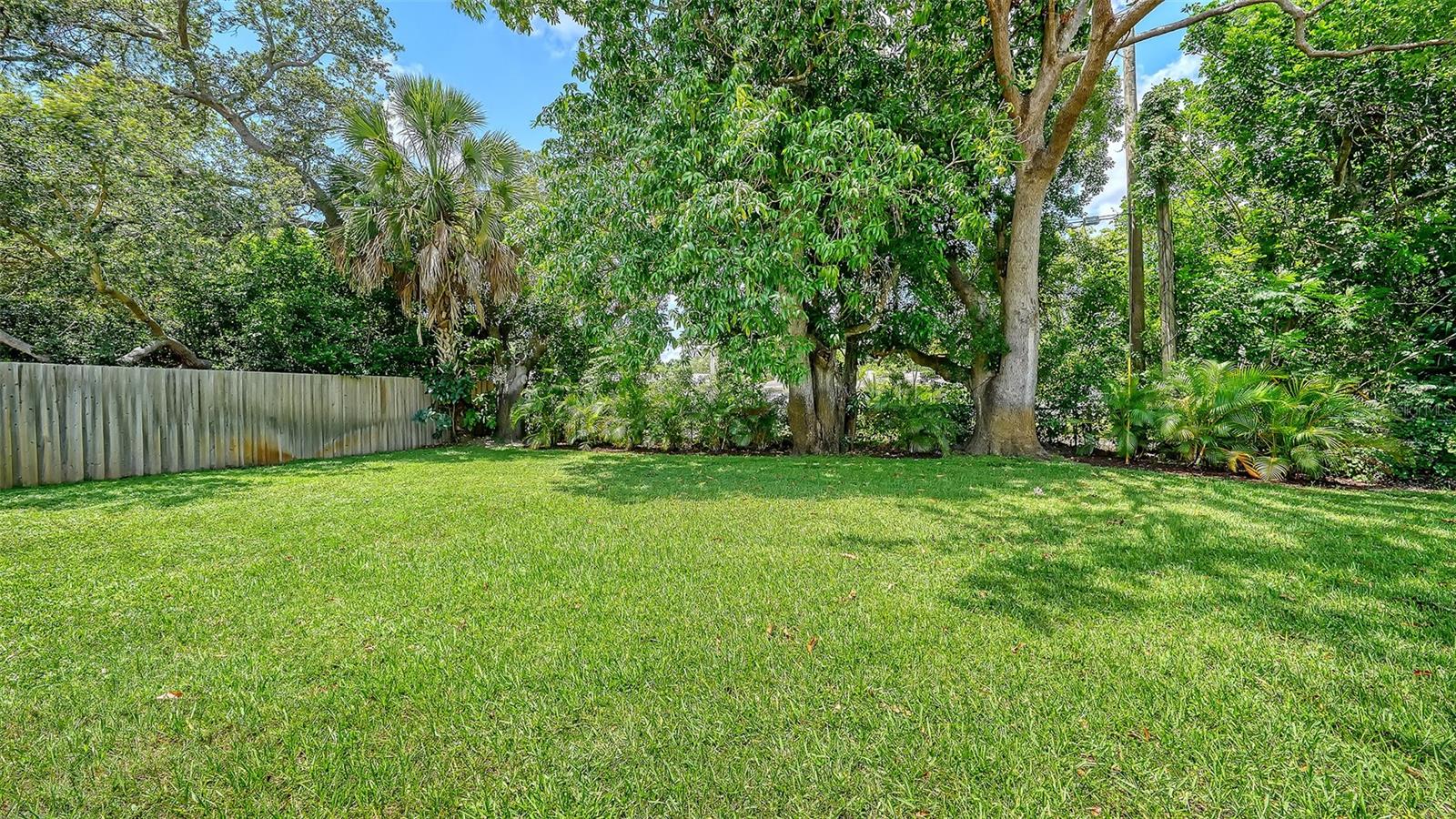 SOUTH GATE - Residential