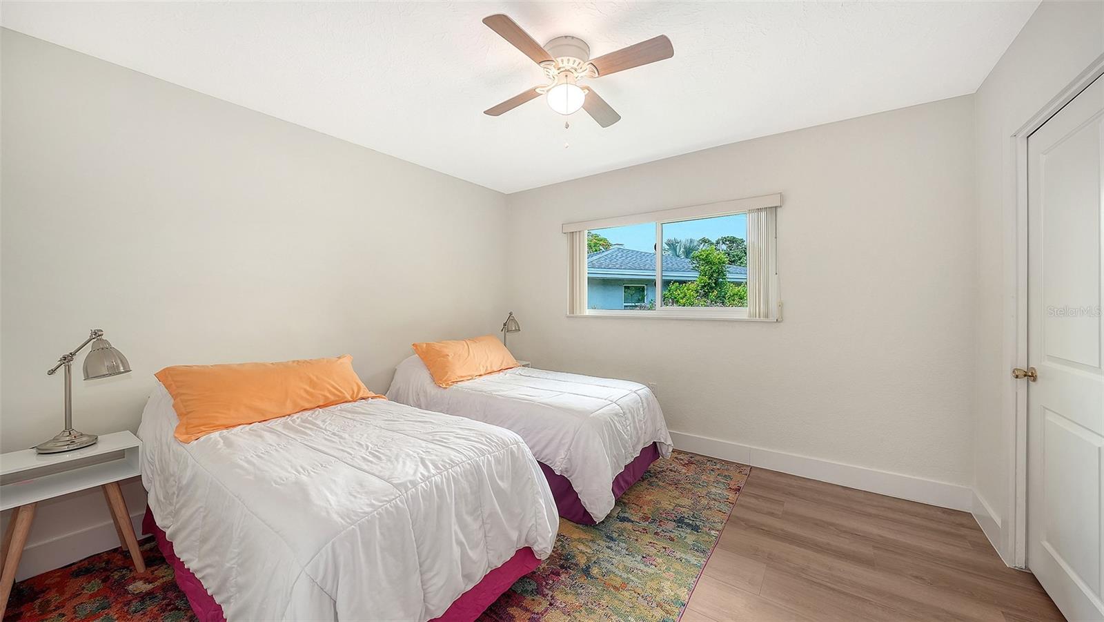 SOUTH GATE - Residential