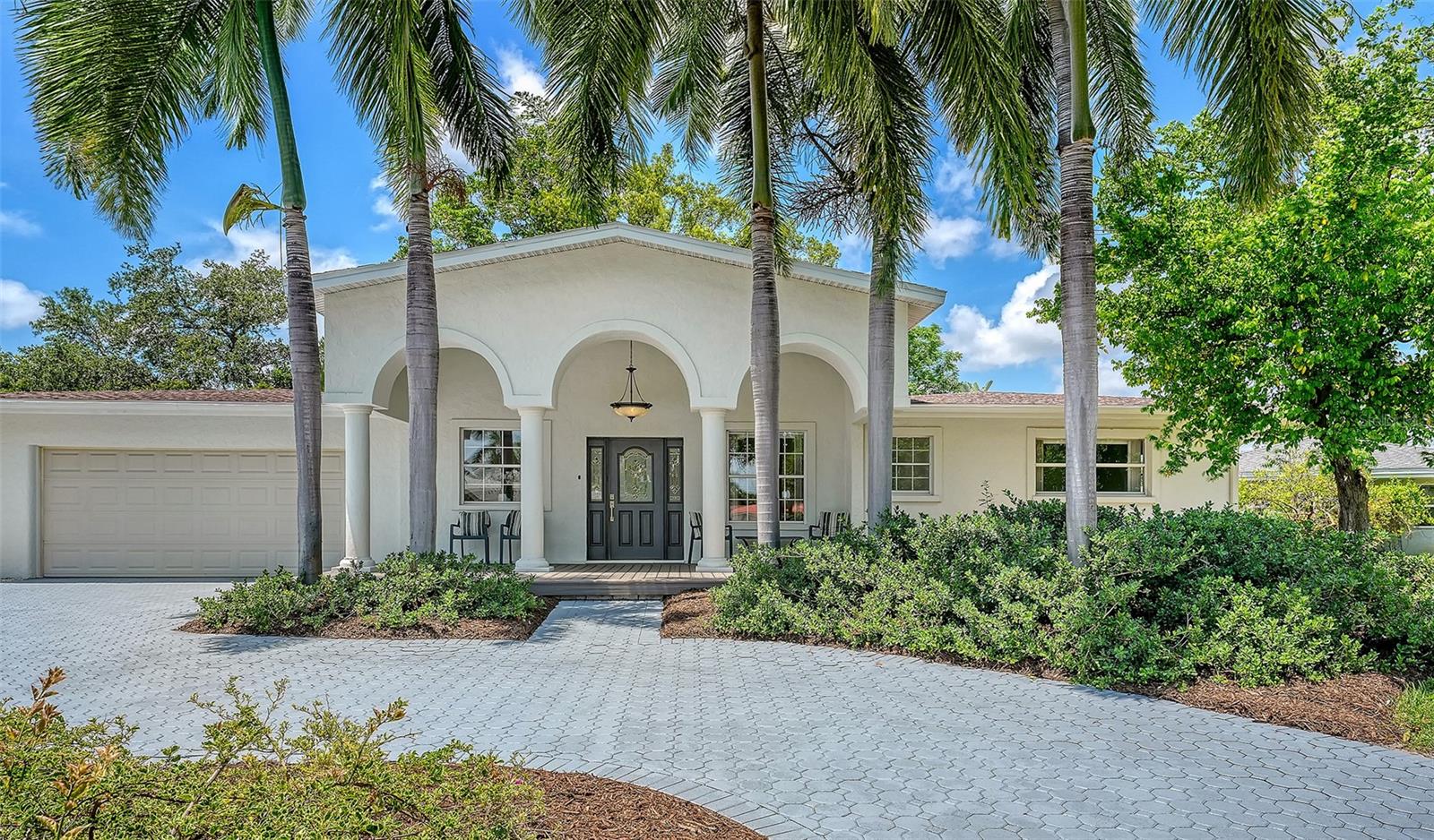 SOUTH GATE - Residential