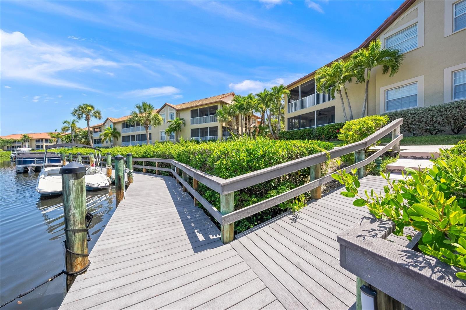 BLACKBURN HARBOR WATERFRONT VI - Residential