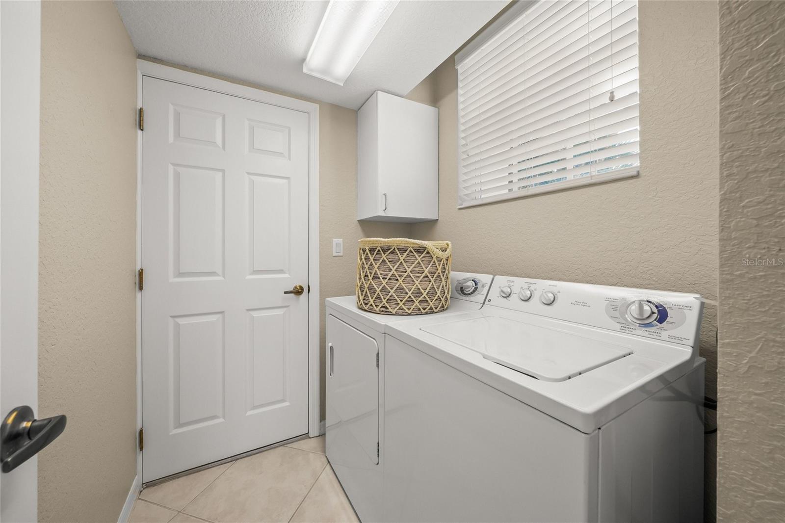 BLACKBURN HARBOR WATERFRONT VI - Residential
