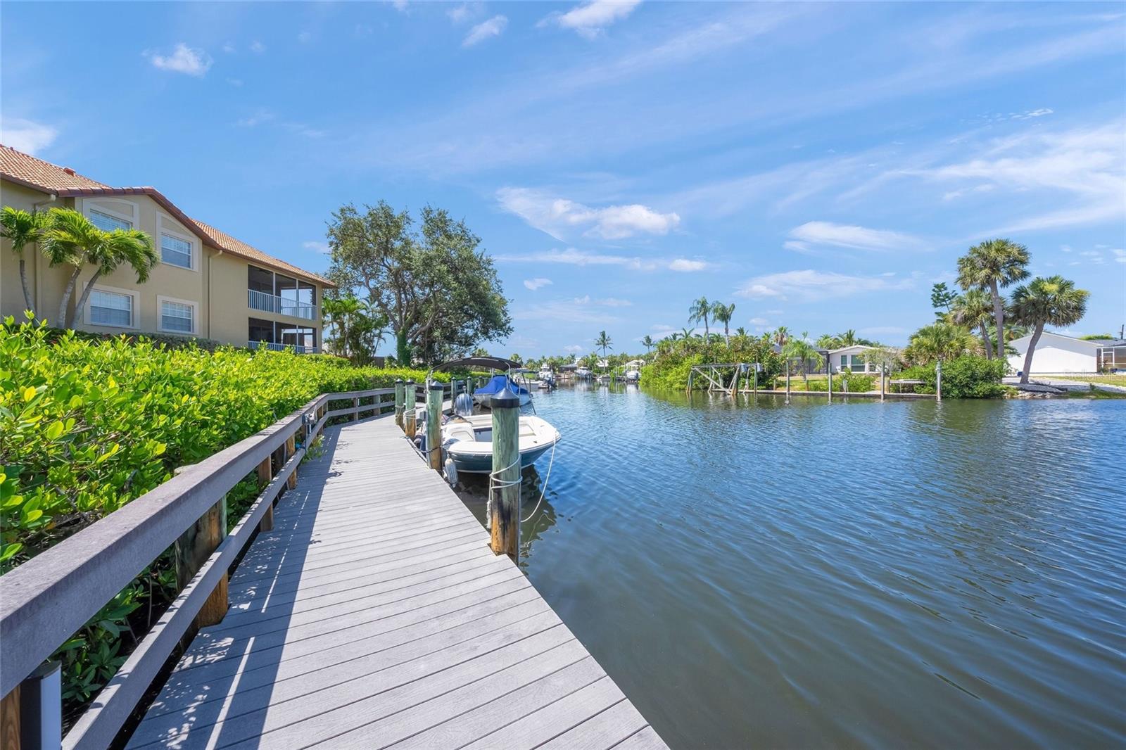 BLACKBURN HARBOR WATERFRONT VI - Residential