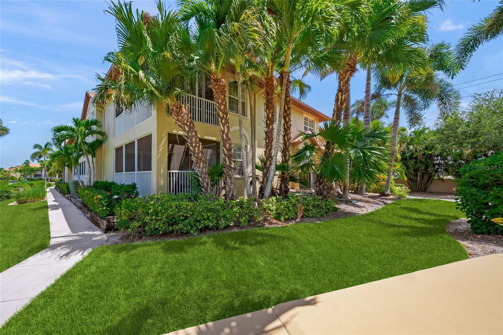 BLACKBURN HARBOR WATERFRONT VI - Residential