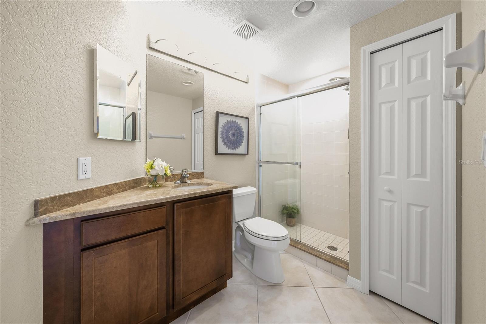 BLACKBURN HARBOR WATERFRONT VI - Residential