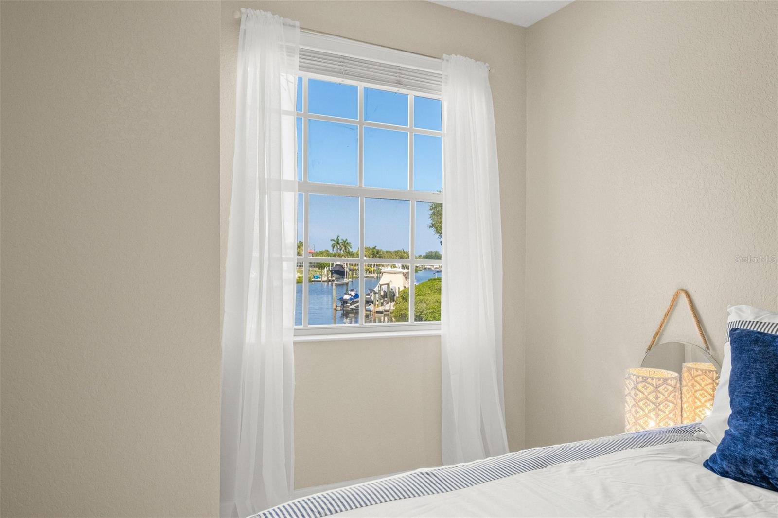 BLACKBURN HARBOR WATERFRONT VI - Residential