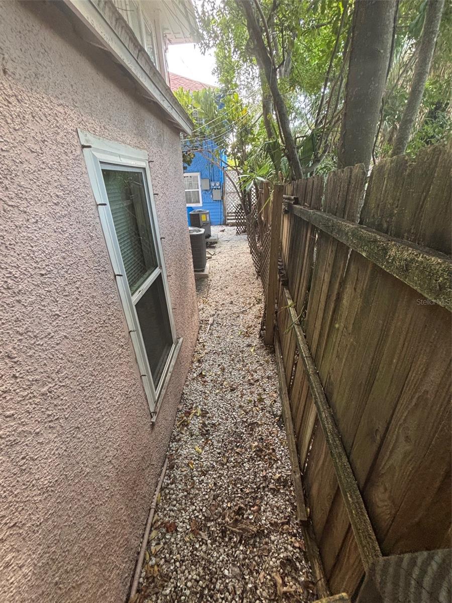 MARSHALLS E A SUB - Residential Income