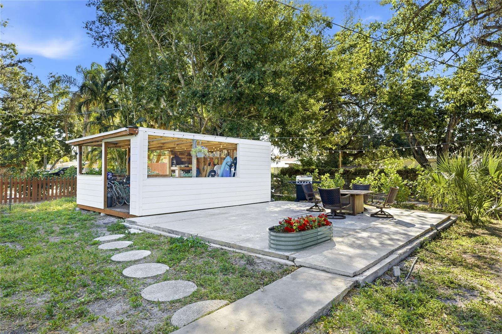 WHITE BEAR PARK - Residential