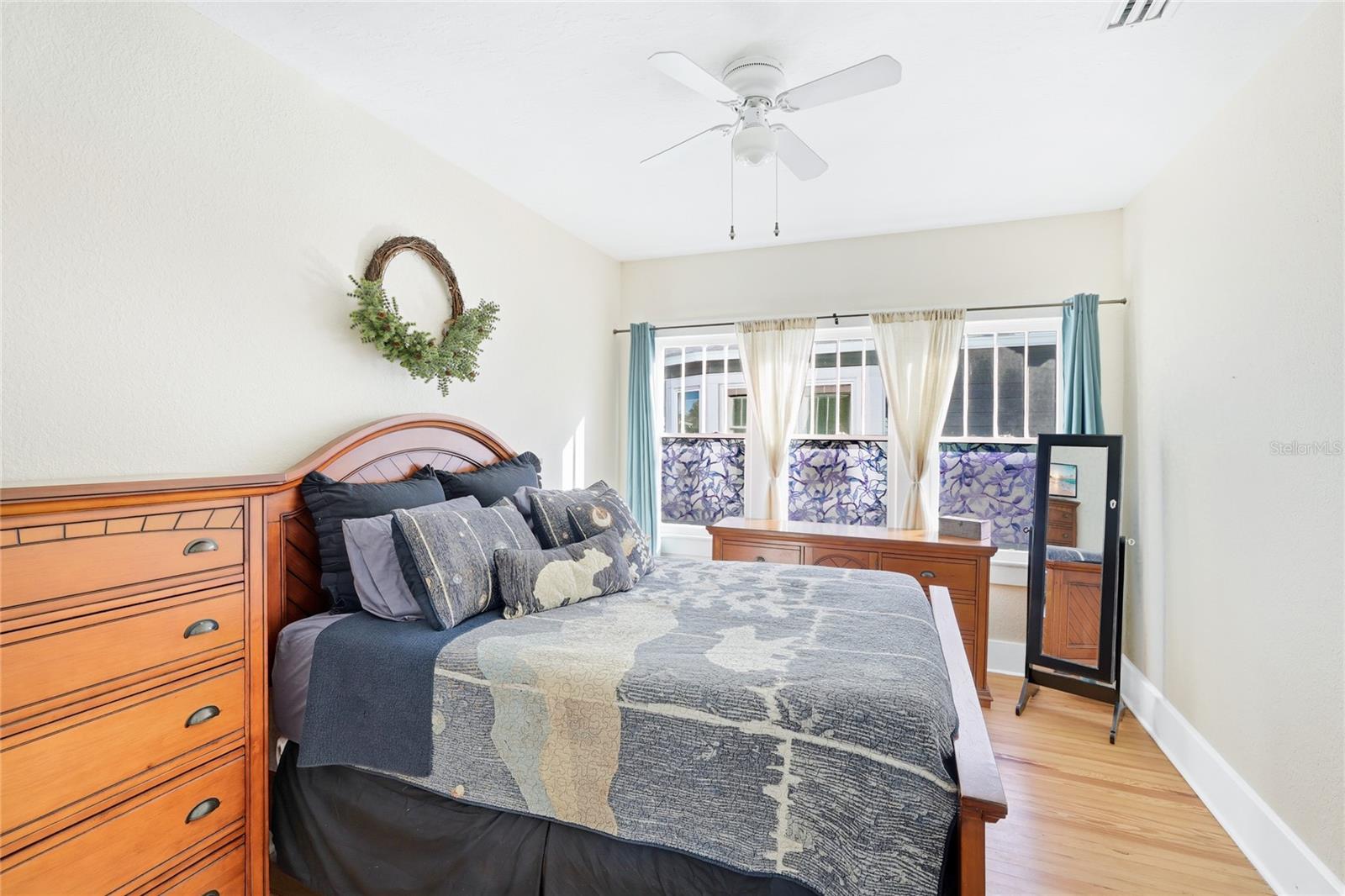 WHITE BEAR PARK - Residential