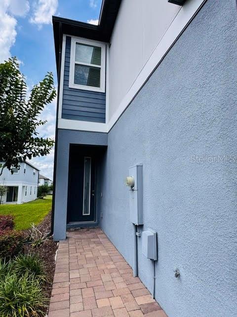 ENCLAVE AT HAWKS CREST - Residential Lease