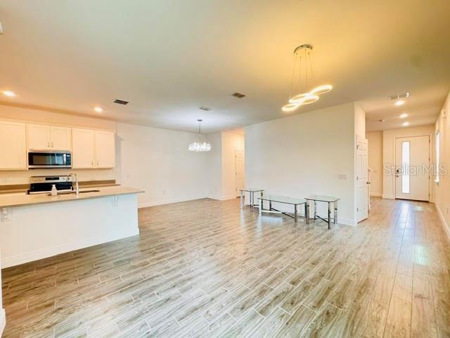ENCLAVE AT HAWKS CREST - Residential Lease