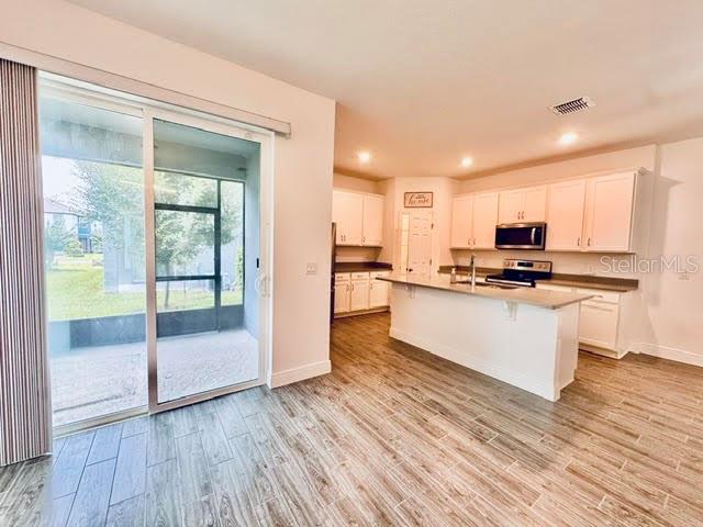 ENCLAVE AT HAWKS CREST - Residential Lease