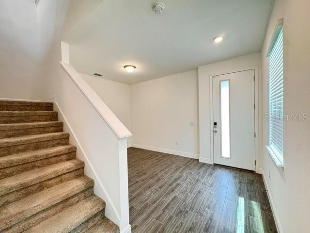 ENCLAVE AT HAWKS CREST - Residential Lease