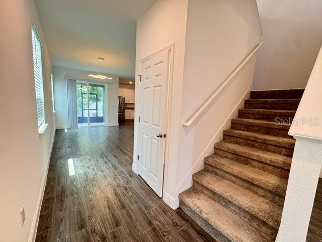 ENCLAVE AT HAWKS CREST - Residential Lease