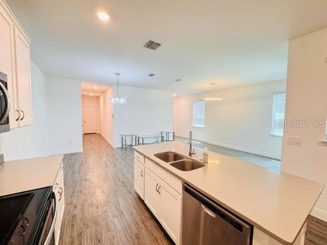 ENCLAVE AT HAWKS CREST - Residential Lease
