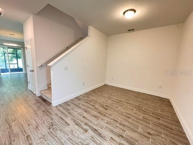ENCLAVE AT HAWKS CREST - Residential Lease