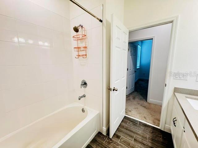ENCLAVE AT HAWKS CREST - Residential Lease