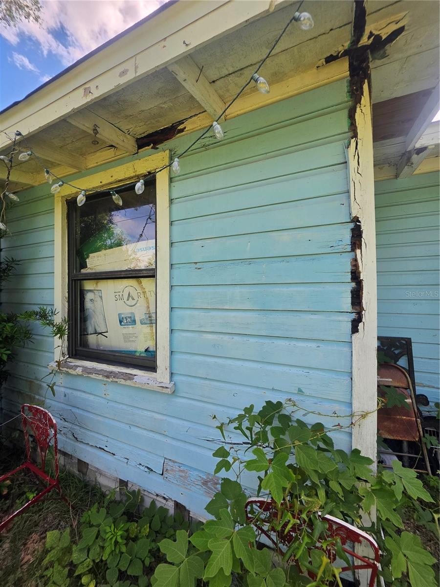 NOT IN A SUBDIVISION - Residential