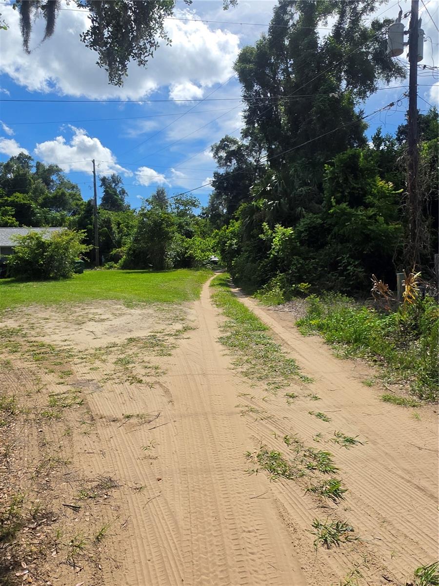 NOT IN A SUBDIVISION - Residential