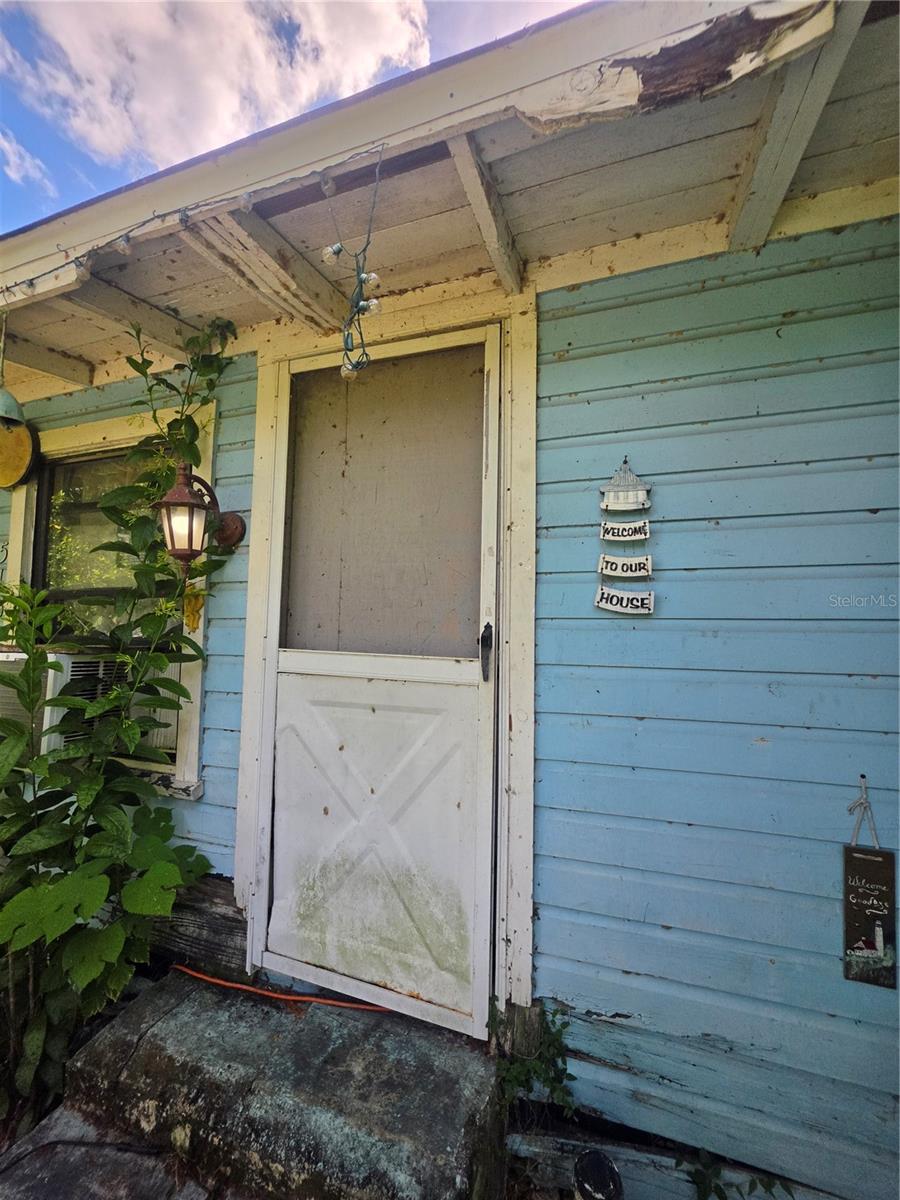 NOT IN A SUBDIVISION - Residential