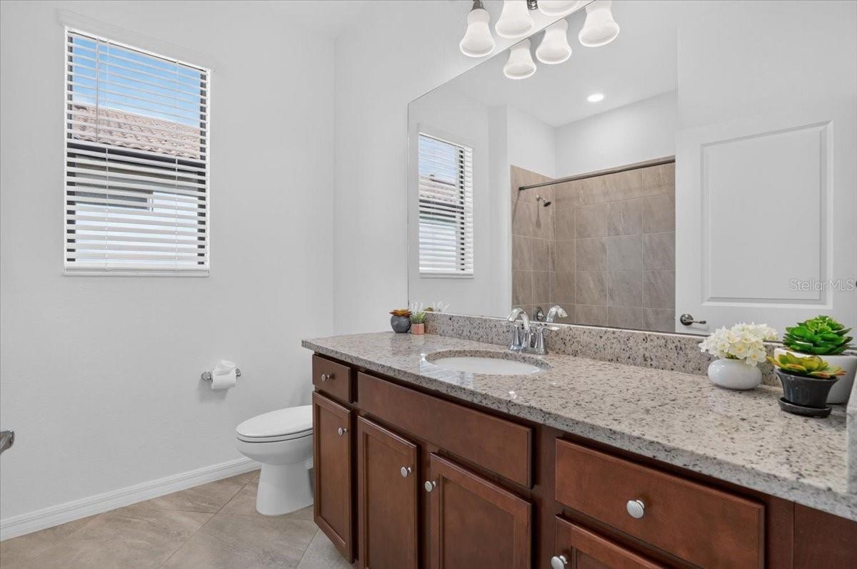 SARASOTA NATIONAL PH 13-B - Residential