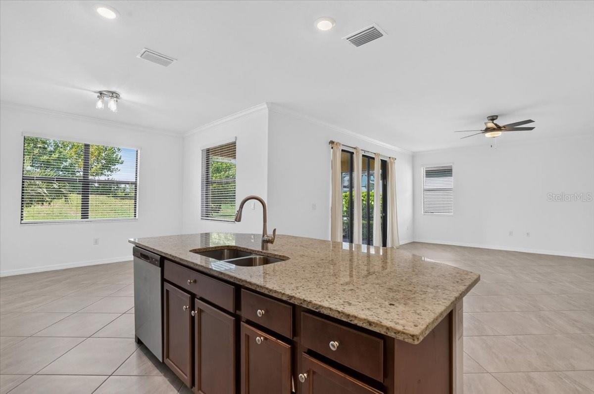 SARASOTA NATIONAL PH 13-B - Residential