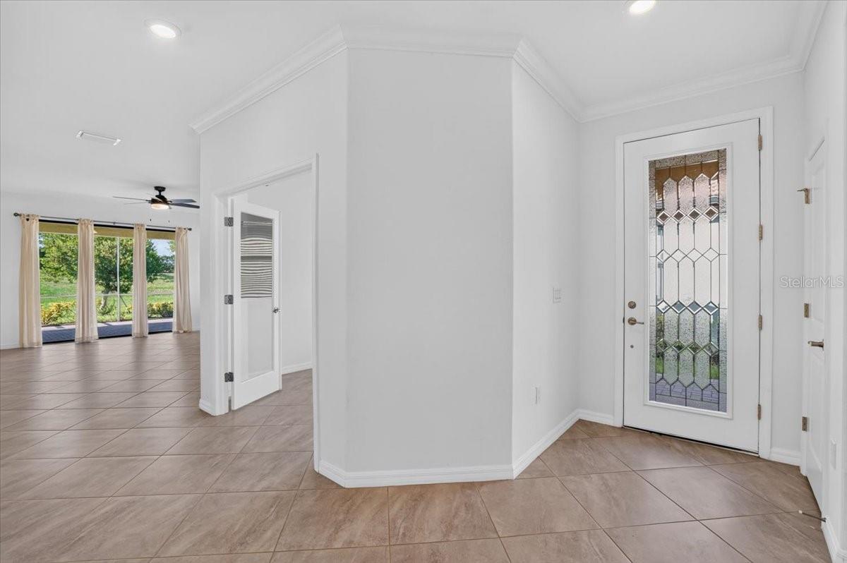 SARASOTA NATIONAL PH 13-B - Residential