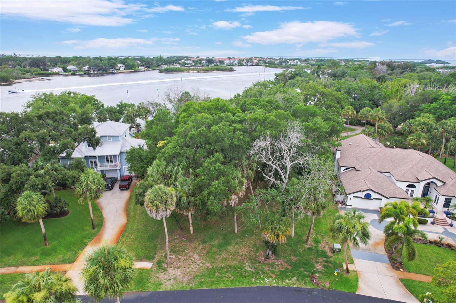 MEYERS COVE - Land