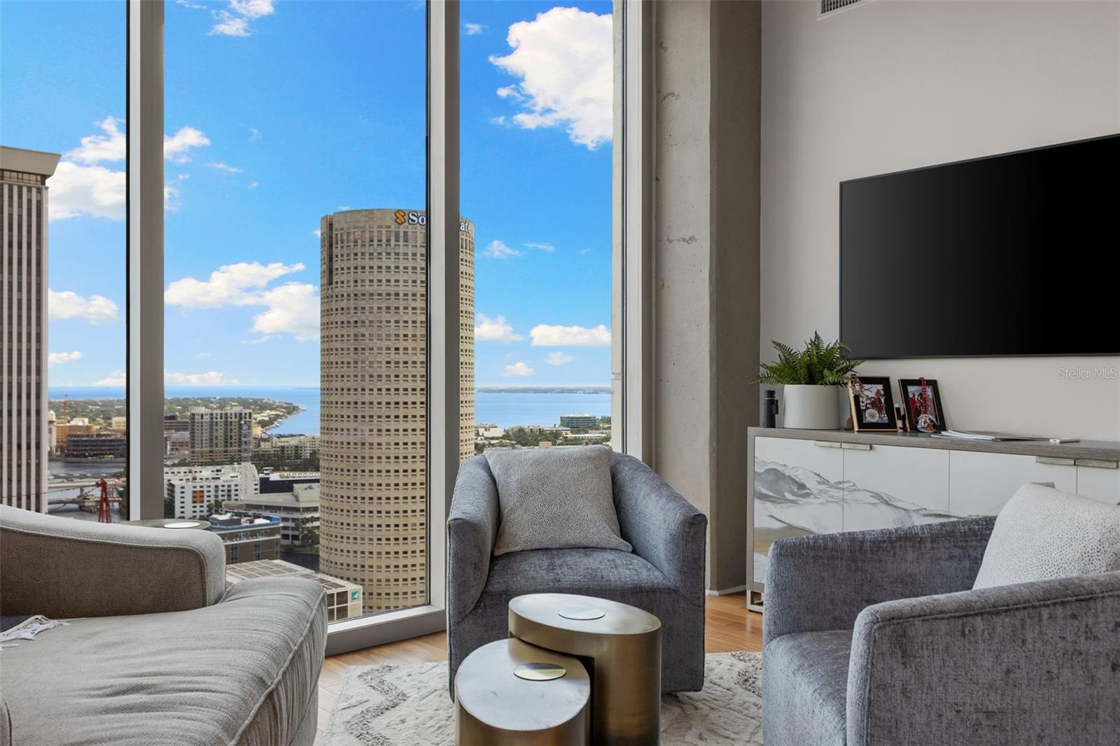 SKYPOINT A CONDO - Residential