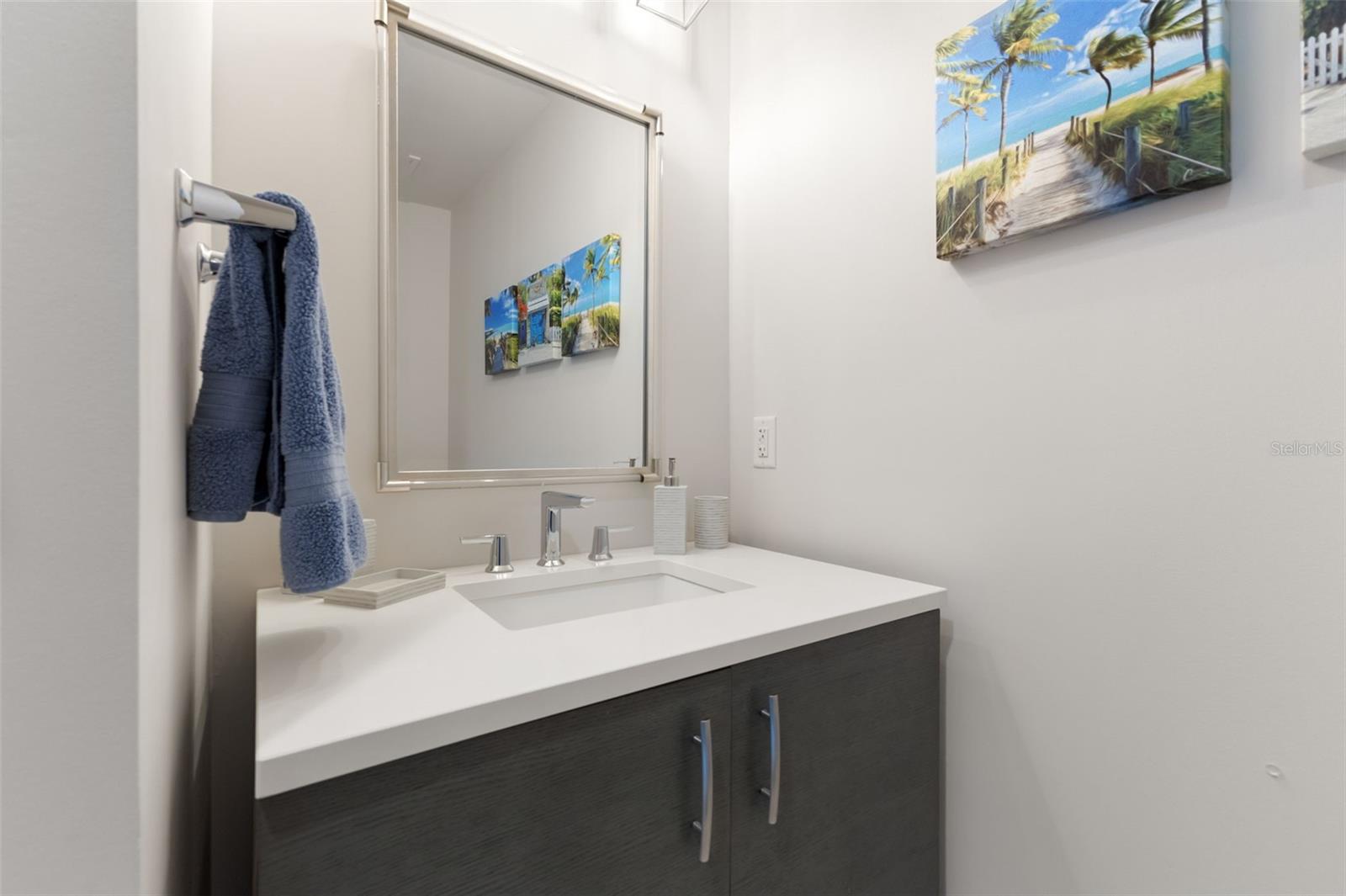 SKYPOINT A CONDO - Residential